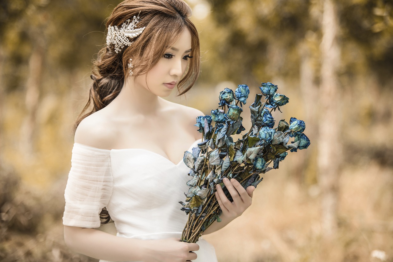 长发女夏爱凤的最新消息，坚韧与美丽并存的风采展现