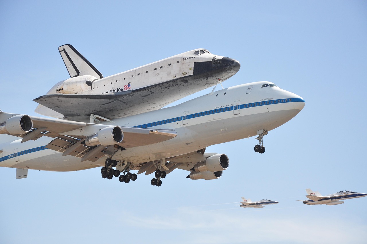 四月航天系上市公司开启探索宇宙新篇章