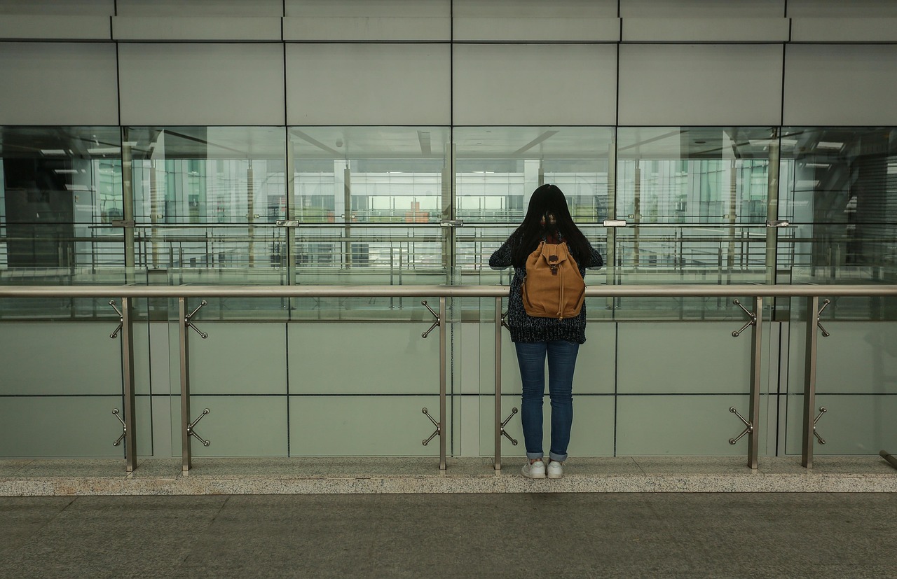 五月学生眼中的老师电影，透视学生视角下的教师形象