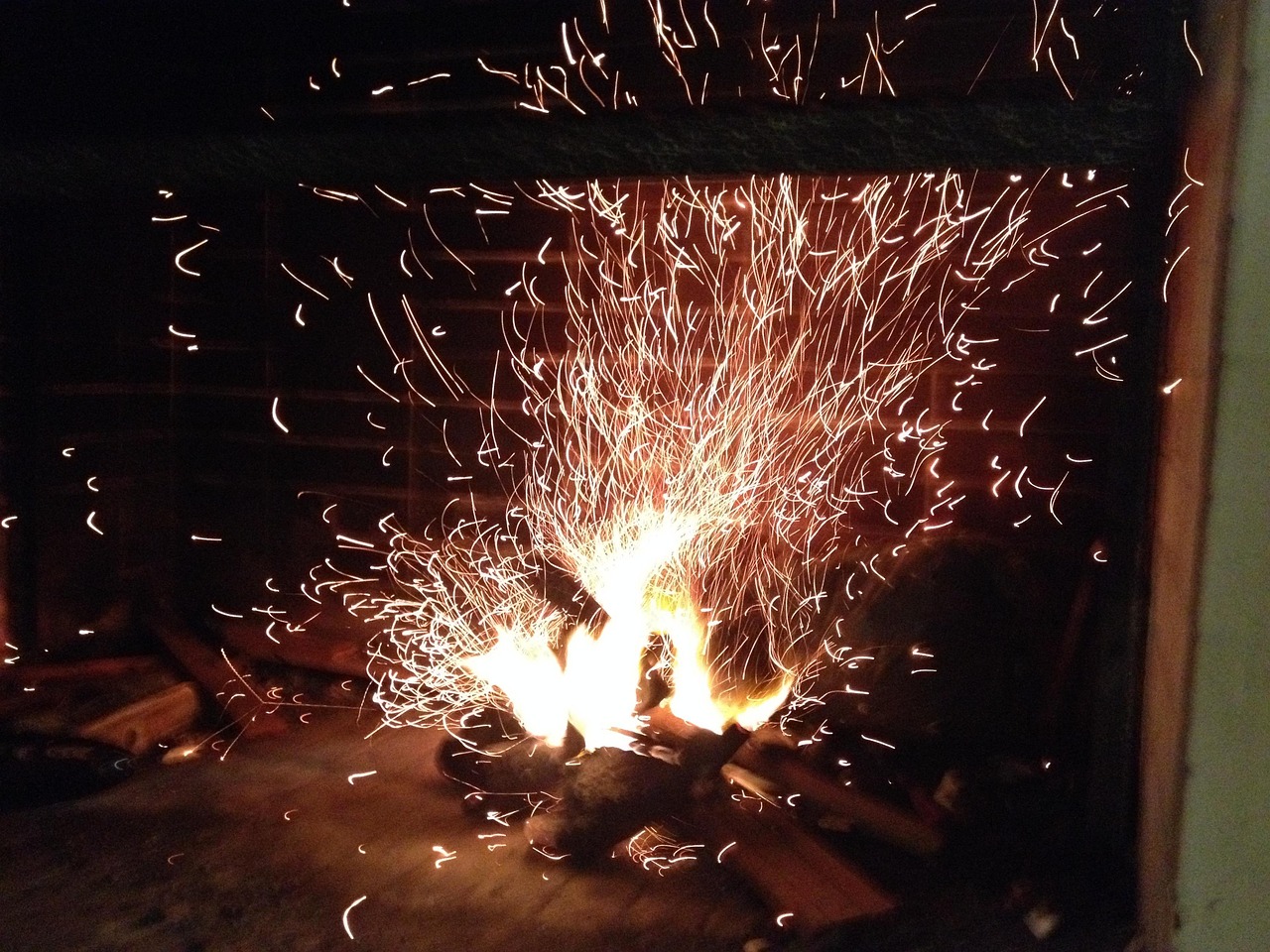 激情燃烧之夜，欧冠比赛的热血瞬间